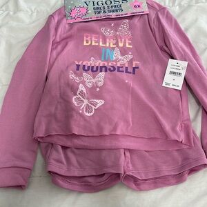 Vigoss top and shorts set